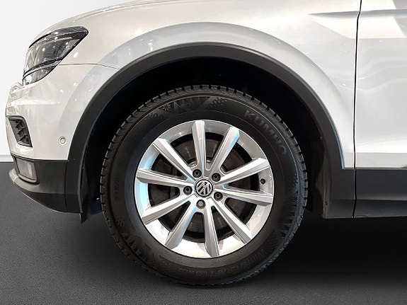 Volkswagen Tiguan 5 of 10
