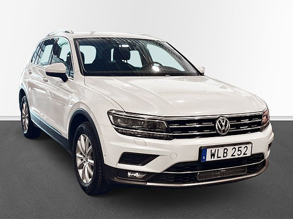 Volkswagen Tiguan 3 of 10
