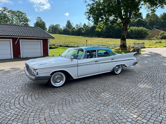 DeSoto Fireflite 2 of 7