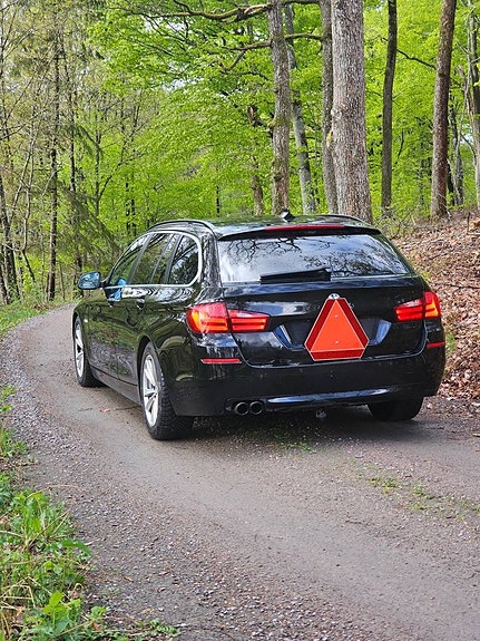 BMW 520d 3 of 7