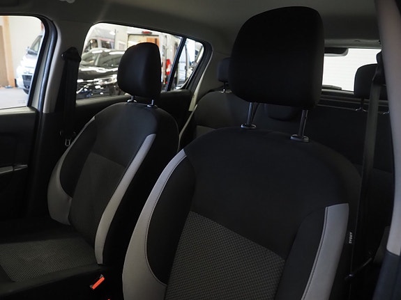 Dacia Sandero 17 of 21