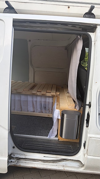 Nissan NV200 5 of 7