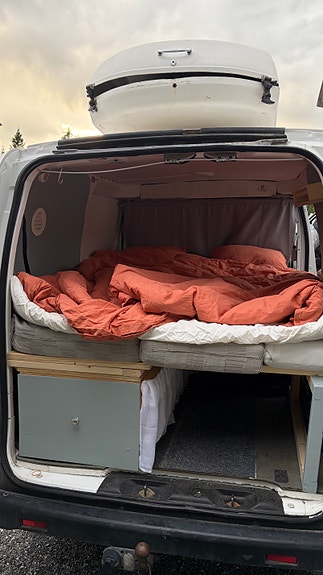 Nissan NV200 3 of 7