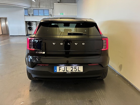 Volvo EX30 7 of 19