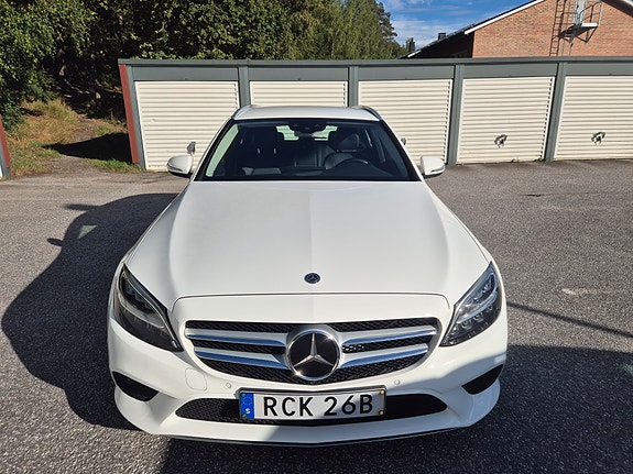 Mercedes-Benz C300 14 of 14