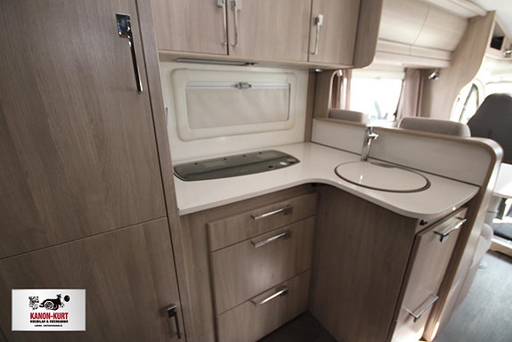 Kabe Travel Master Classic 740 LXL 11 of 15
