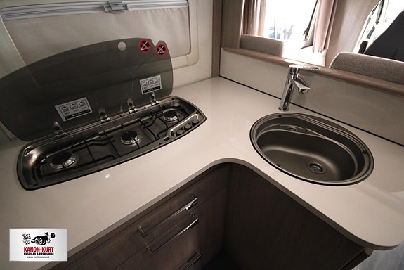 Kabe Travel Master Classic 740 LXL 12 of 15