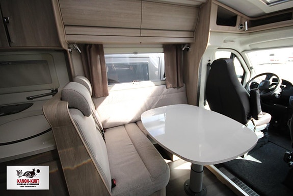 Kabe Travel Master Classic 740 LXL 9 of 15