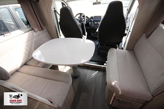 Kabe Travel Master Classic 740 LXL 8 of 15
