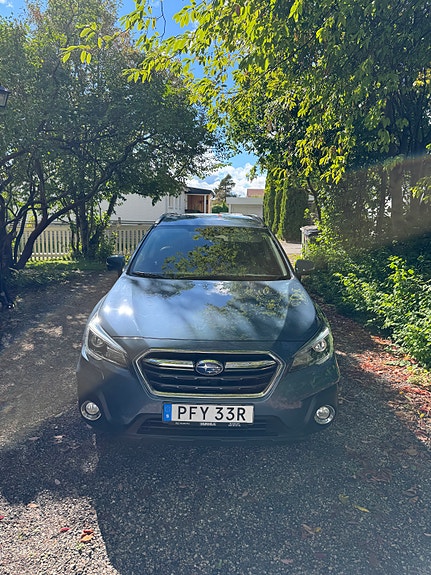 Subaru Outback 3 of 5