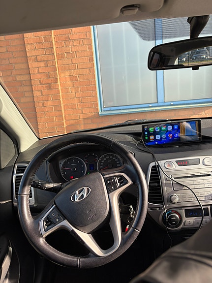 Hyundai i20 3 of 3