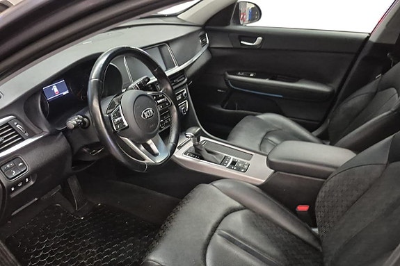 Kia Optima 25 of 30
