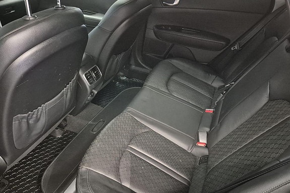 Kia Optima 26 of 30