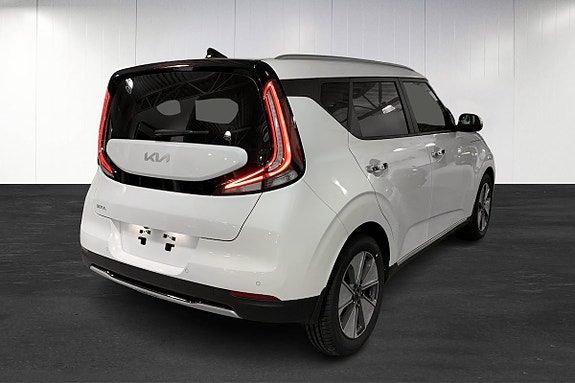 Kia e-Soul 4 of 18
