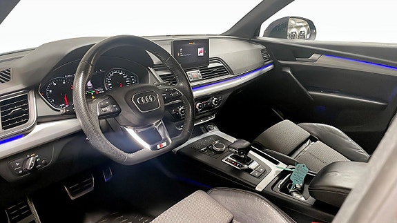 Audi Q5 7 of 12