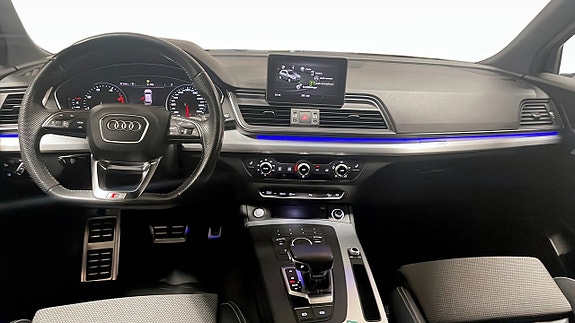Audi Q5 10 of 12