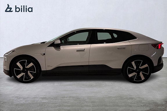 Polestar 4 6 of 30