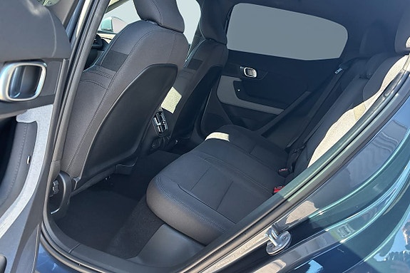 Polestar 2 12 of 15