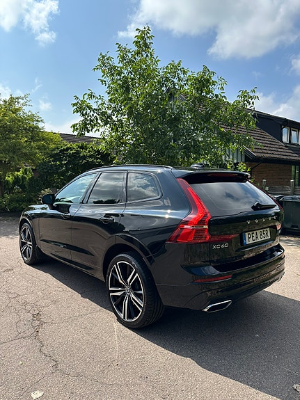 Volvo XC60 3 of 16