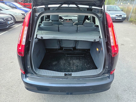 Ford C-Max 18 of 18