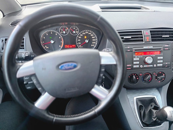 Ford C-Max 7 of 18