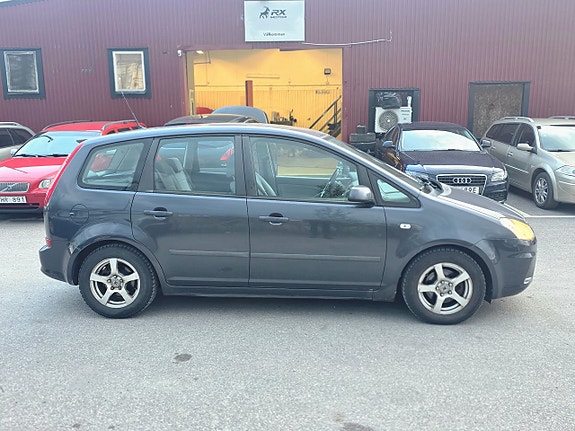 Ford C-Max 6 of 18