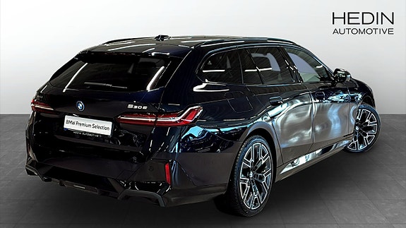BMW 530e 2 of 9