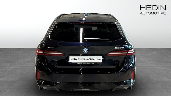 BMW 530e 7 of 9