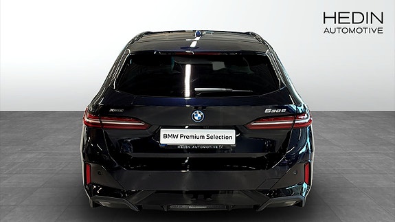 BMW 530e 7 of 9
