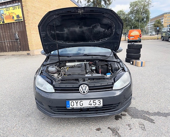 Volkswagen Golf VII 5 of 7