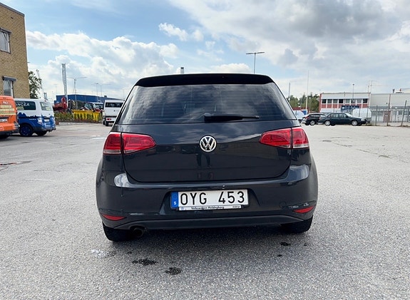 Volkswagen Golf VII 6 of 7