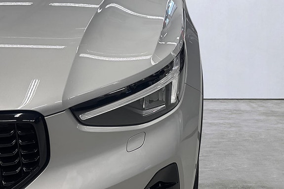 Volvo XC40 22 of 22