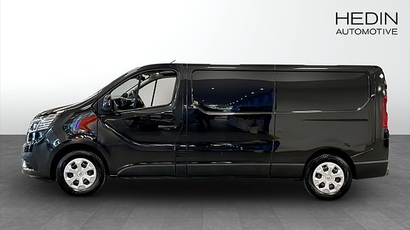 Renault Trafic 6 of 12