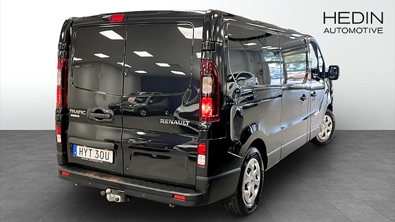 Renault Trafic 2 of 12