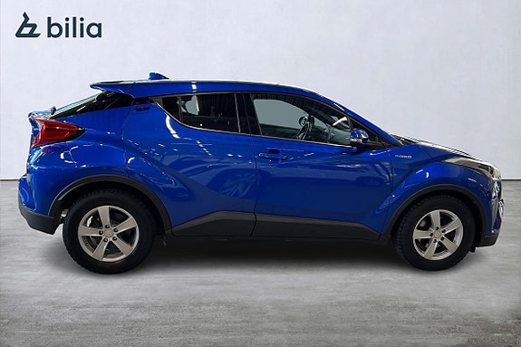Toyota C-HR 18 of 25