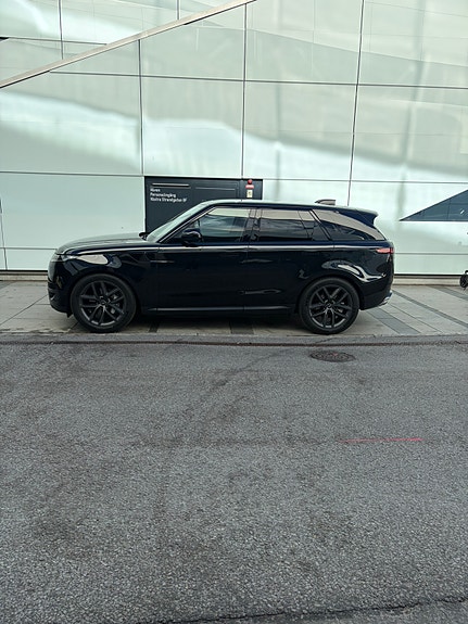 Land Rover Range Rover Sport 16 of 17