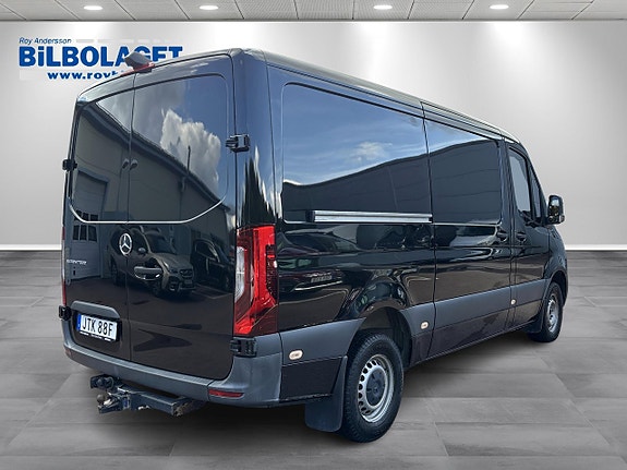 Mercedes-Benz Sprinter 319 4 of 18