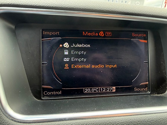 Audi Q5 9 of 15