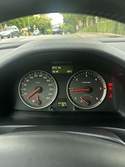 Volvo V50 9 of 9