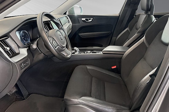 Volvo XC60 7 of 30