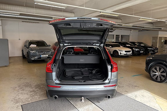 Volvo XC60 17 of 30