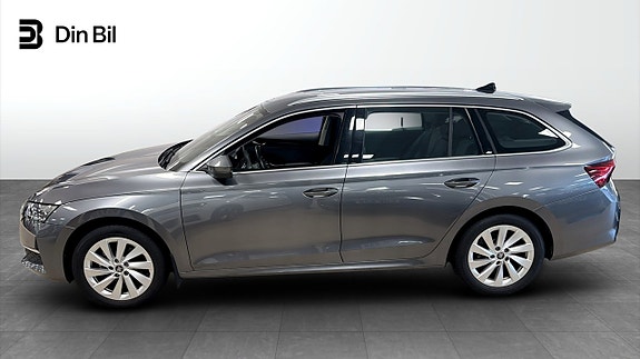 Skoda Octavia 2 of 11