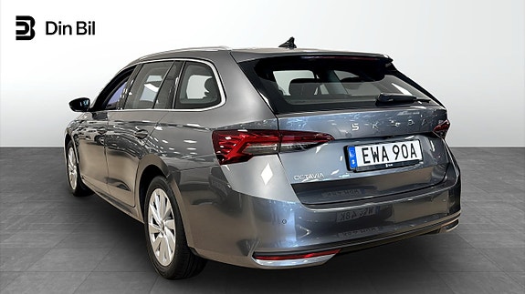 Skoda Octavia 3 of 11