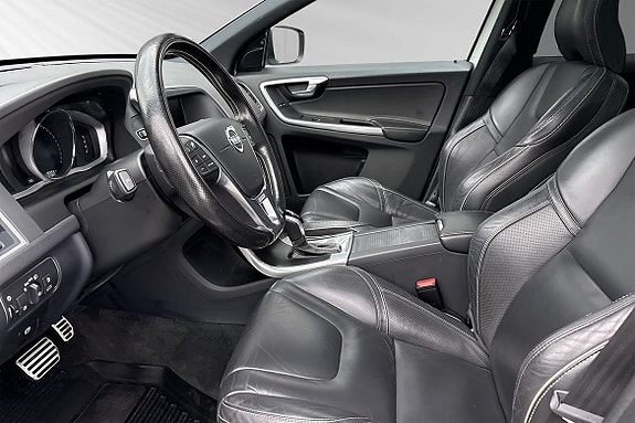Volvo XC60 7 of 30