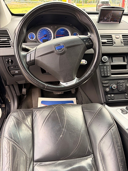 Volvo XC90 4 of 4