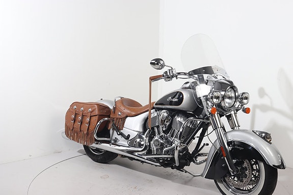 Indian CHIEF VINTAGE CLASSIC 2 of 7