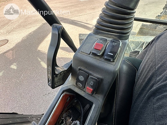 Cat 313 Next Gen Bandgrävare 20 of 27