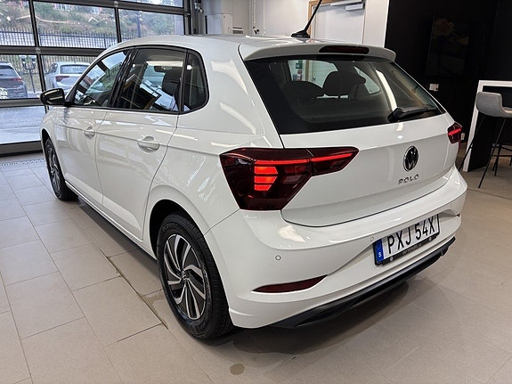 Volkswagen Polo 6 of 15