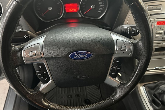 Ford Mondeo 9 of 30