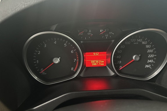 Ford Mondeo 10 of 30